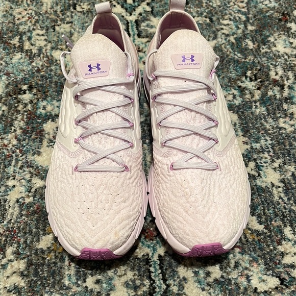 Pink with purple accents - Picture 1 of 3